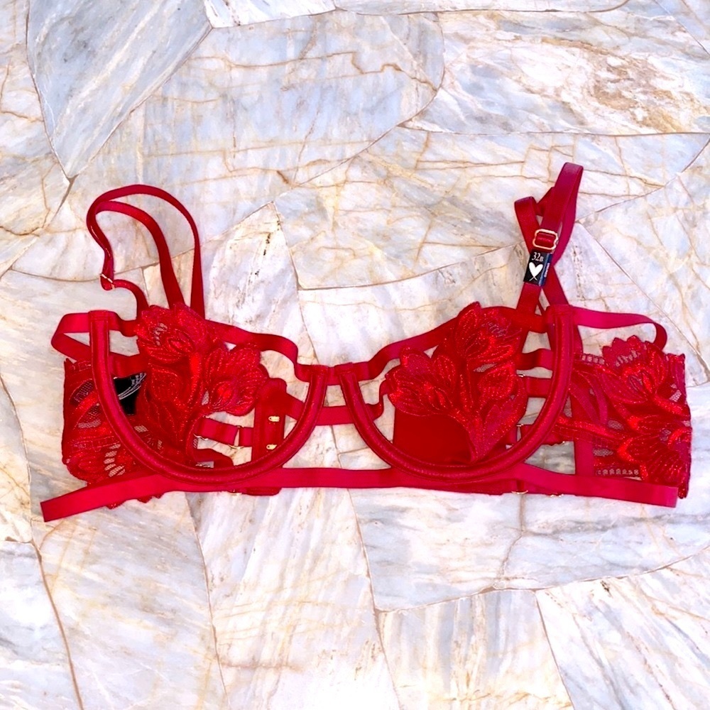 VS VERY SEXY Strappy Embroidered Open Cup Balconette Bra 32B Red